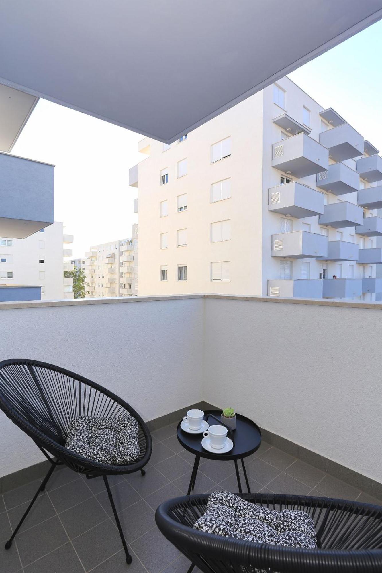 Barbara With Private Parking In The Garage Apartment Zadar Exterior photo
